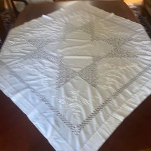 Stunning antique handcrafted cut linen tablecloth